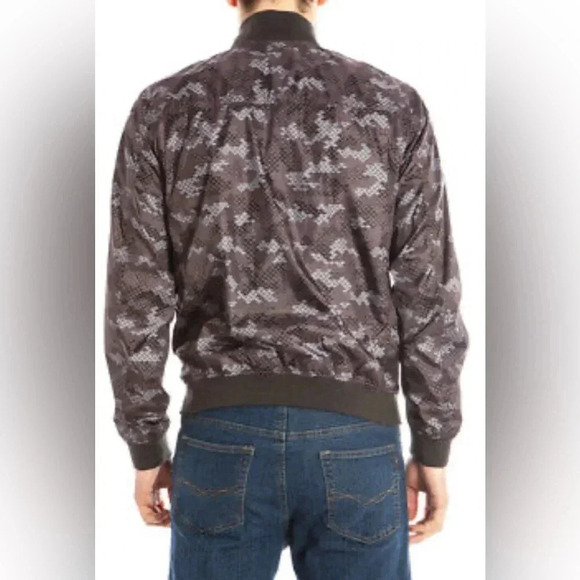 Armani Jeans Other - Armani Jeans full zip 2 pocket camouflage bomber csual streetwear style jacket L